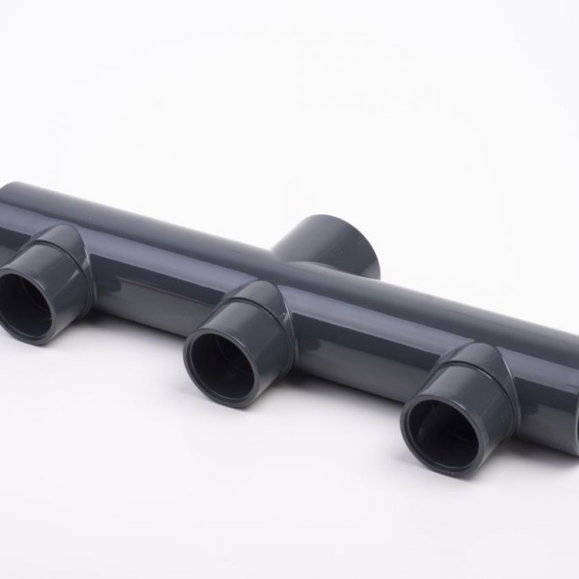 PVC-U Male Spigot Triple Outlet Female Central Inlet